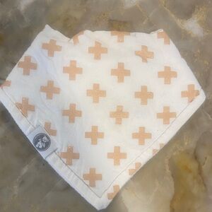 🧡 baby’s bandana bib